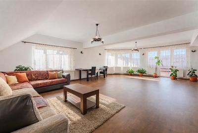 Hotel/Pensiune, de 480 mp, în Tractorul - 11