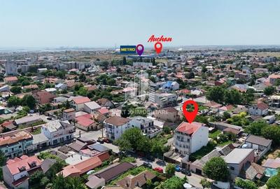 Casă cu 5 camere cu Teren 452 Mp în Km 4 - 13