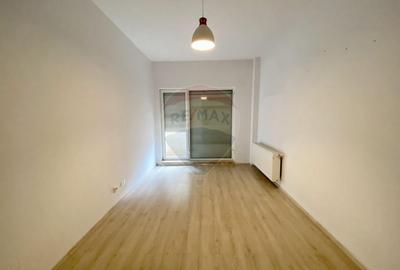 De inchiriat apartament, central, cu destinatie birou - 3
