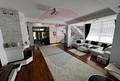 Casa / Vila cu 5 camere de vanzare - 10