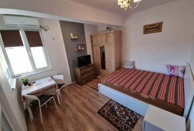 Garsonieră decomandată, mobilată în Central - 1