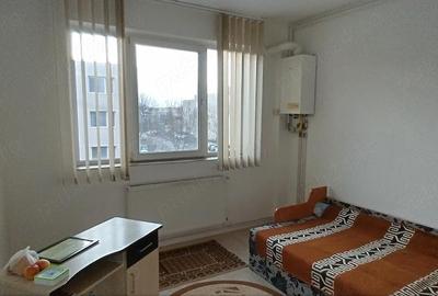 Garsonieră semidecomandată în Tractorul - 6