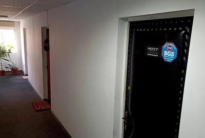 Spatii birouri de inchiriat - 350 m Metrou 1 Decembrie 1918 - 22