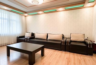 Apartament cu 3 camere decomandat, mobilat în Brâncoveanu