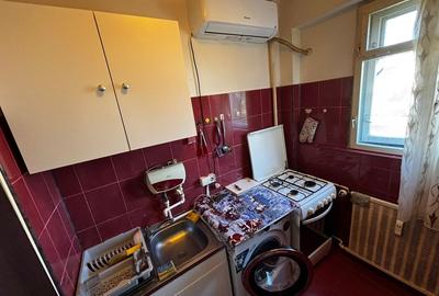 Bld. 1 Decembrie 1918-Costin Georgian metrou garsoniera - 2