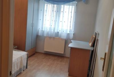 Apartament 4 camere, decomandat, etajul 2/4, Radauti - 3