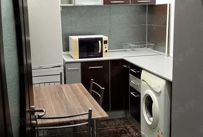 Apartament cu 2 camere decomandat în Cantemir - 1