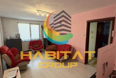 Apartament cu 4 camere semidecomandat, mobilat în Apărătorii Patriei