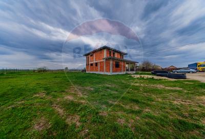 Casa / Vila la rosu Zimand-cuz - 14