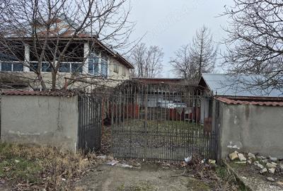 Casă cu 6 camere cu Teren 945 Mp în Frumușani - 7