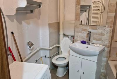 Inchiriez garsoniera, Nufarul - 5