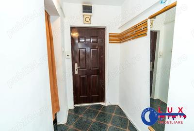 ID 616 DE INCHIRIAT - Apartament 3 camere - Strada Mircea Voda - 2