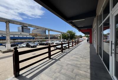 Spatiu Comercial pt horeca/salon, cu vitrina si parcare, Kapa Center, Comision 0 - 2