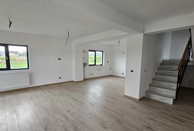 PAULESTI NOI - vila 2025, P+1 , ter 490 mp la 245000 euro - 12