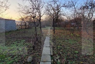 Casă cu 3 camere cu Teren 700 Mp în Girocului