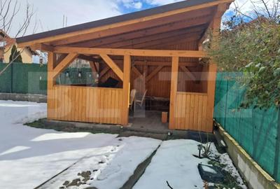 Casă cu 4 camere cu Teren 242 Mp în Sânpetru