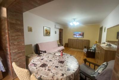 Brotacei-apartament 3 camere semidecomandat - 7