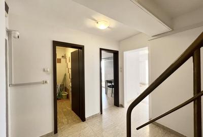 Apartament cu 4 camere decomandat în P-ța Unirii - 7