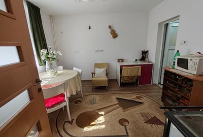 Casă cu 3 camere cu Canalizare în Central - 15