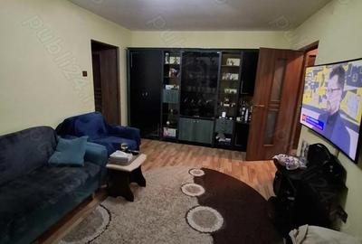 Apartament cu 2 camere semidecomandat în Govândari