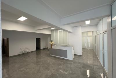 Spațiu comercial, de 200 mp, în Centru Civic - 3