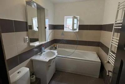 Apartament 3 camere decomndat cu loc de parcare etaj 4 - 1