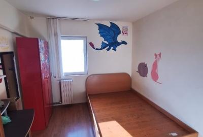 VÂND SAU SCHIMB * APARTAMENT 3 CAMERE * INEL 2 * ETAJ 2 * 2 BĂI * GAZE * IZOLAT - 5