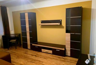 Apartament cu 2 camere decomandat în Lipovei