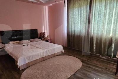 Casă cu 5 camere cu Teren 1300 Mp în Valea - 7