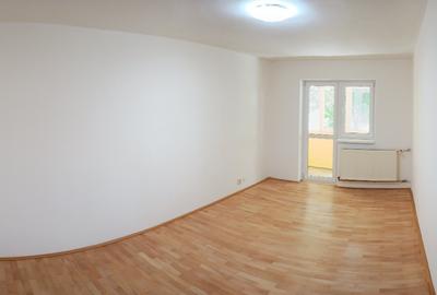 Apartament cu 3 camere semidecomandat în Giurgiului - 1