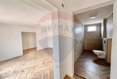 Casă cu 3 camere cu Teren 2000 Mp în Oncea - 4