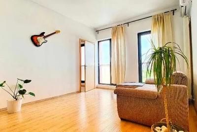 Apartament cu 2 camere semidecomandat, mobilat în P-ta Presei Libere