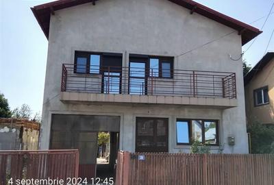 CASA ROMANESTI  5 CAMERE - 18
