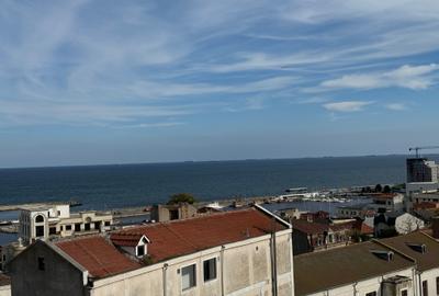 3 Camere Zona Peninsula Lângă Biserica Greacă Vedere Frontală La Mare - 3