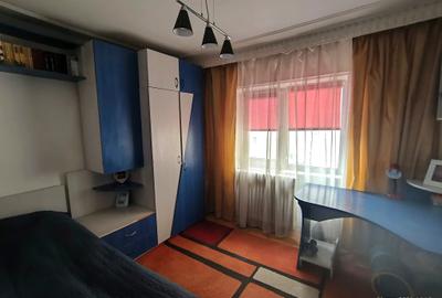 Apartament cu 4 camere decomandat, mobilat în Metalurgie - 5