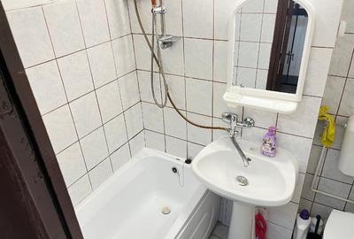 Proprietar – Închiriez apartament 2 camere, zona Piața Doina - 2