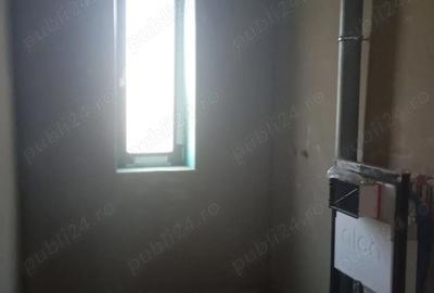 Apartament cu 2 camere decomandat în Giroc