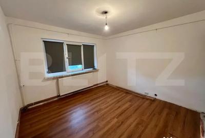 Apartament cu 2 camere decomandat în Rovine - 1