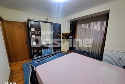 Apartament cu 3 camere semidecomandat în Iancului