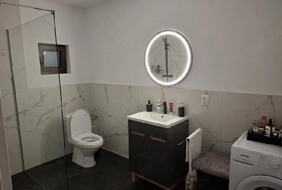 Casă cu Teren 300 Mp în Central - 3