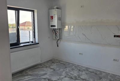 Casă cu Teren 270 Mp în Valu lui Traian