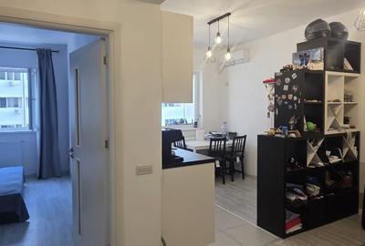Apartament cu 2 camere decomandat în Roșu