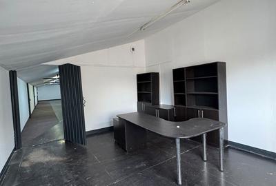 Spațiu comercial, de 810 mp, în Central - 5