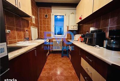 Apartament cu 3 camere semidecomandat în Podu Roș - 6
