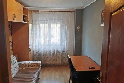 Apartament cu 3 camere decomandat în Central - 2