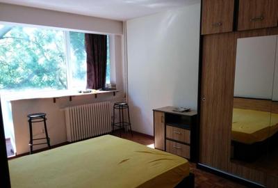 Apartament cu 2 camere decomandat, mobilat în Eroii Revoluției