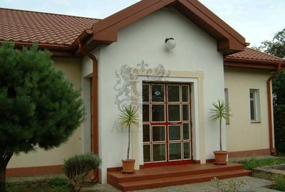 Vanzare | Casa | Otopeni Fermei | 2 Parcari | Curte libera 300 mp - 3