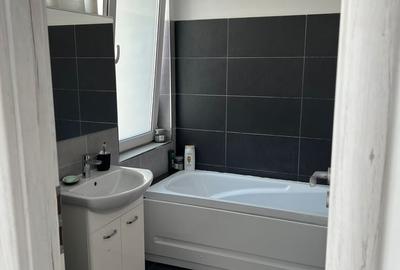 Casă cu 3 camere cu Teren 25 Mp în 1 Decembrie - 7