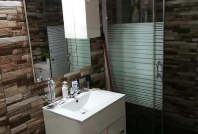 Casă cu 5 camere cu Canalizare în Central - 7