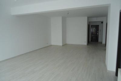 Apartament cu 4 camere în Central - 8